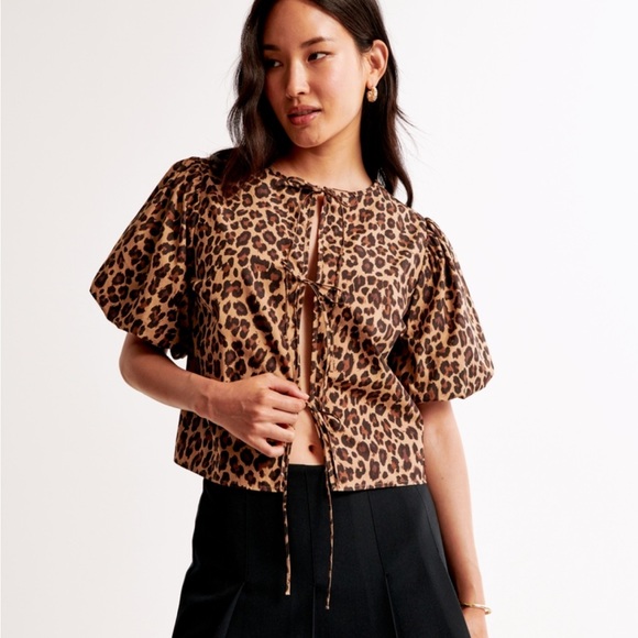 Abercrombie & Fitch Animal Print Tie-Front Top - Picture 5 of 7